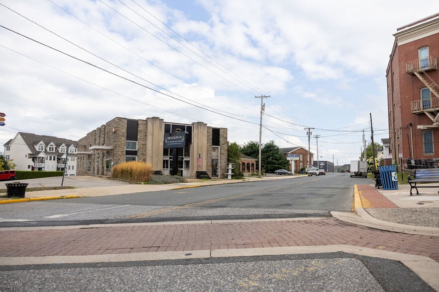 More Photos Of 233 St John St, Havre De Grace Bank For Lease