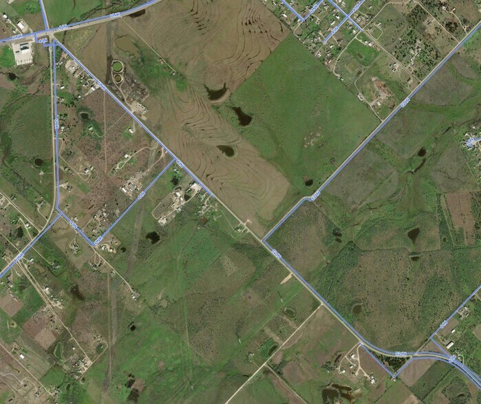 More Photos Of FM1854, Lockhart Land For Sale