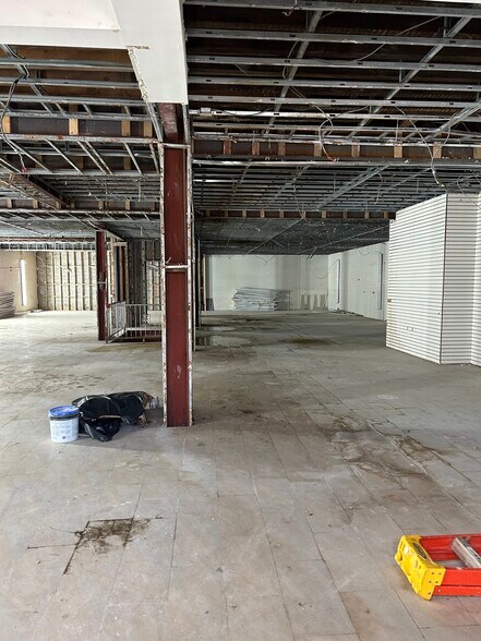 More Photos Of 560 Nostrand Ave, Brooklyn General Retail For Lease