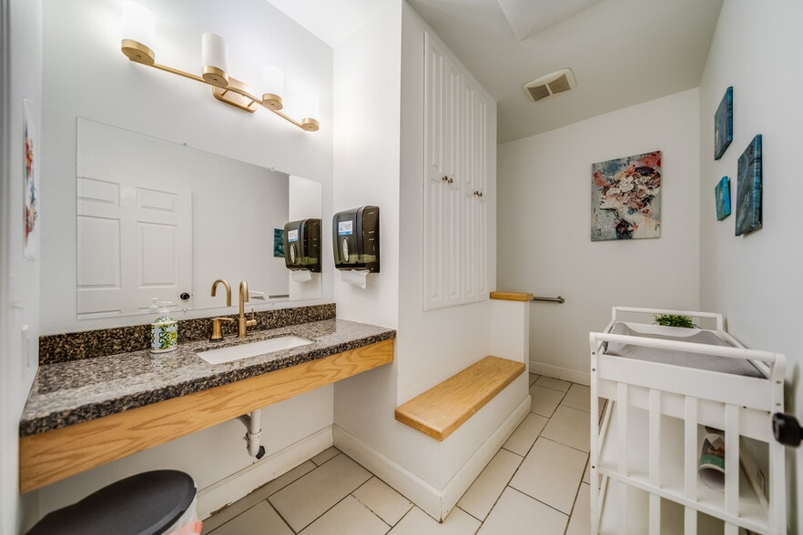 More Photos Of 801 Main St, Fort Morgan Freestanding For Sale