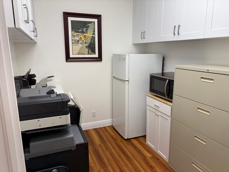 More Photos Of 725 N Hwy A1A, Jupiter Medical For Sale