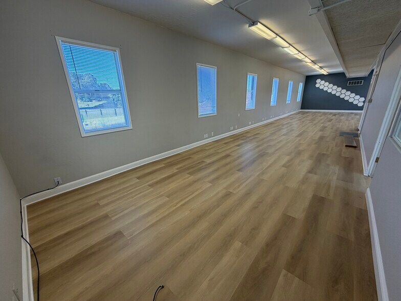 More Photos Of 435 Valley View Rd, El Sobrante Office For Lease