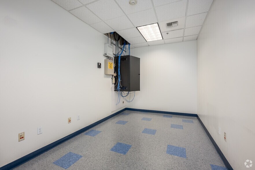 Photo of 1st Floor Ste Bay E