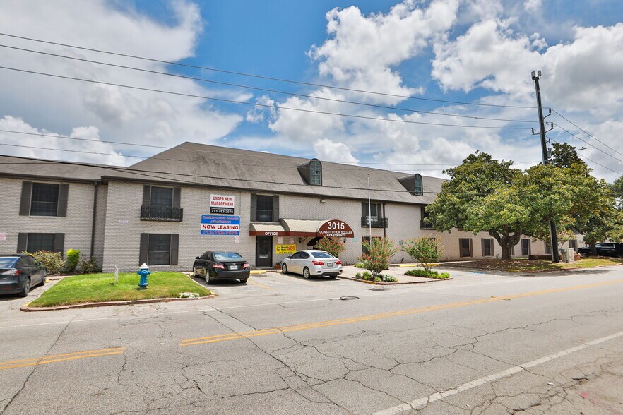 More Photos Of 3015 Greenridge Dr, Houston Apartments For Sale