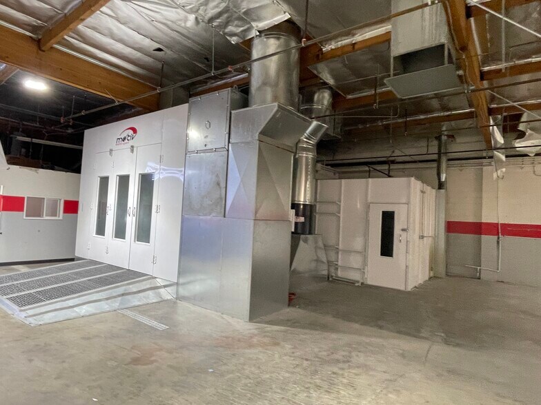 More Photos Of 21410 Parthenia St, Canoga Park Unknown For Lease