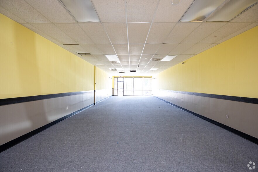 More Photos Of 11550 Jones Bridge Rd, Alpharetta Unknown For Lease