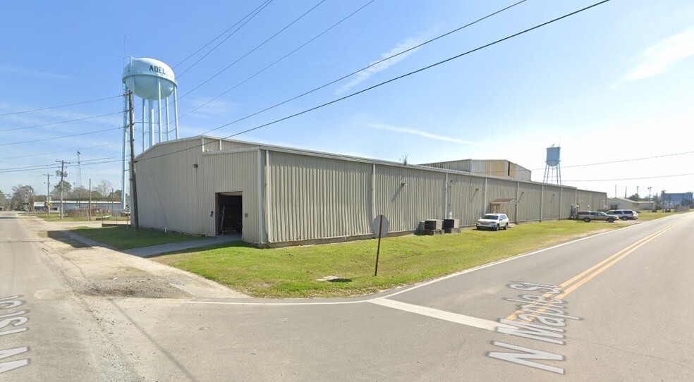 Primary Photo Of 314 N Maple St, Adel Manufacturing For Sale