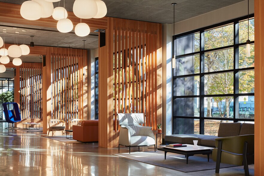 More Photos Of 383 17th St NW, Atlanta Office For Lease