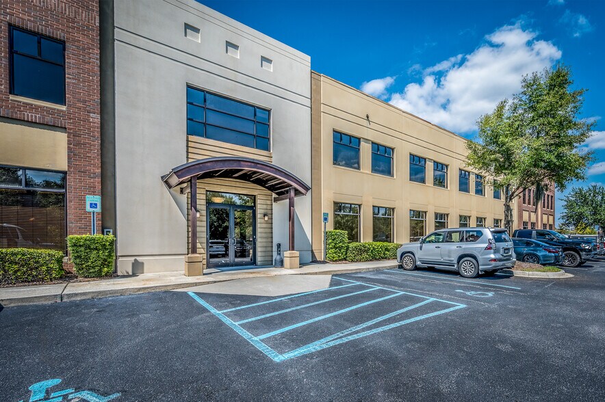 More Photos Of 4969 Centre Pointe Dr, North Charleston Office For Lease