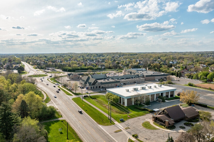 33200-w-14-mile-rd-west-bloomfield-mi-48322-medical-office-for