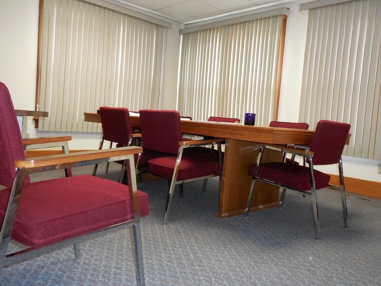 More Photos Of 204 S Macomb St, Monroe Office For Sale