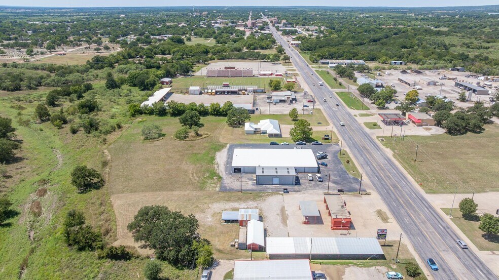 More Photos Of 929 E Main St, Eastland Carwash For Sale