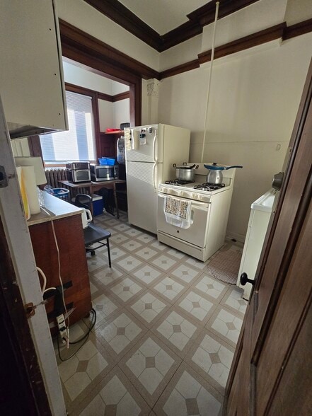 More Photos Of 924 S 19th St, Milwaukee Apartments For Sale