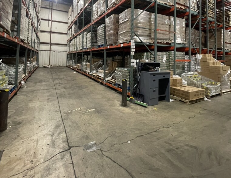 More Photos Of 2420 Wilmington Ave, Delaware City Warehouse For Lease