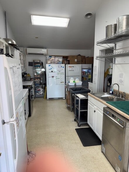 More Photos Of 711 Andrews Ridge Rd, Sparta General Retail For Sale