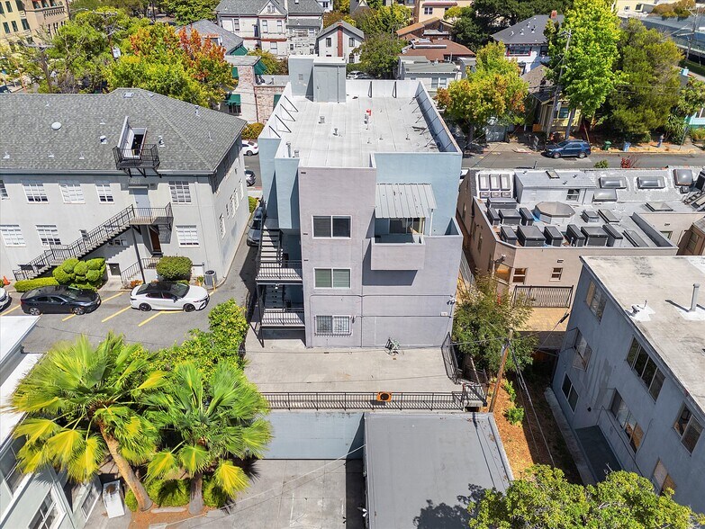 More Photos Of 2360 Ellsworth St, Berkeley Apartments For Sale