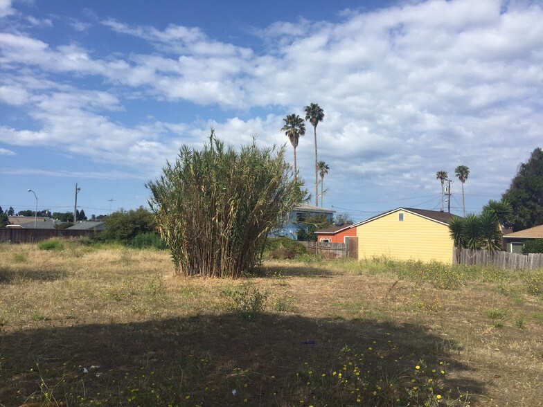 More Photos Of 14427-14451 San Pablo Ave, San Pablo Land For Sale
