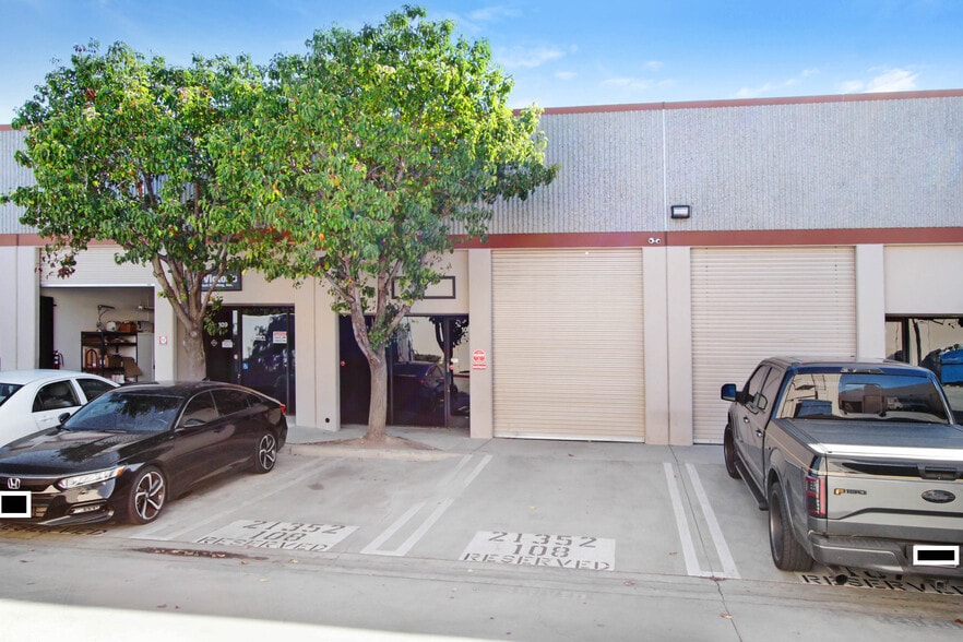 More Photos Of 21352 Nordhoff St, Chatsworth Light Manufacturing For Sale