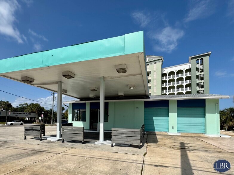 More Photos Of 2001 S Harbor City Blvd, Melbourne Restaurant For Lease