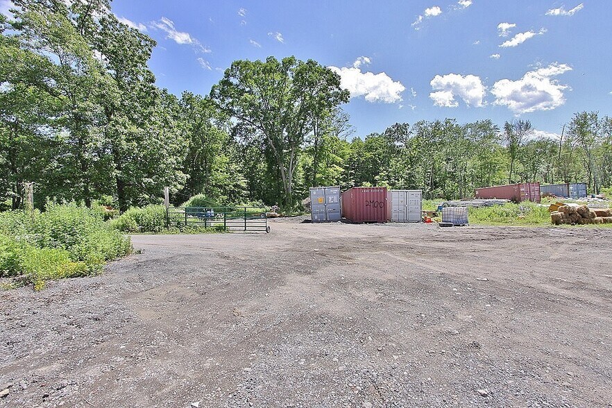 More Photos Of 676 Broadway, Ulster Park Land For Sale
