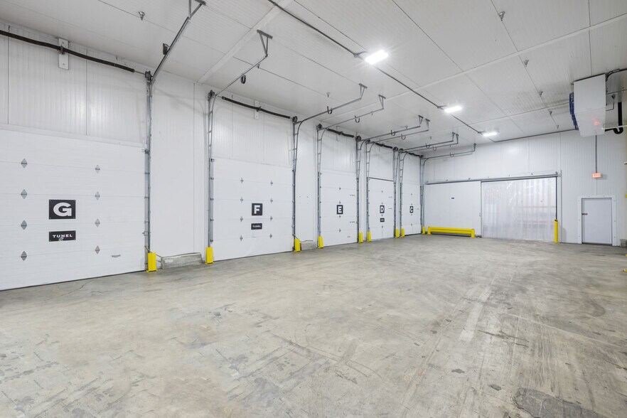 More Photos Of 7500 NW 25th St, Miami Refrigeration Cold Storage For Sale