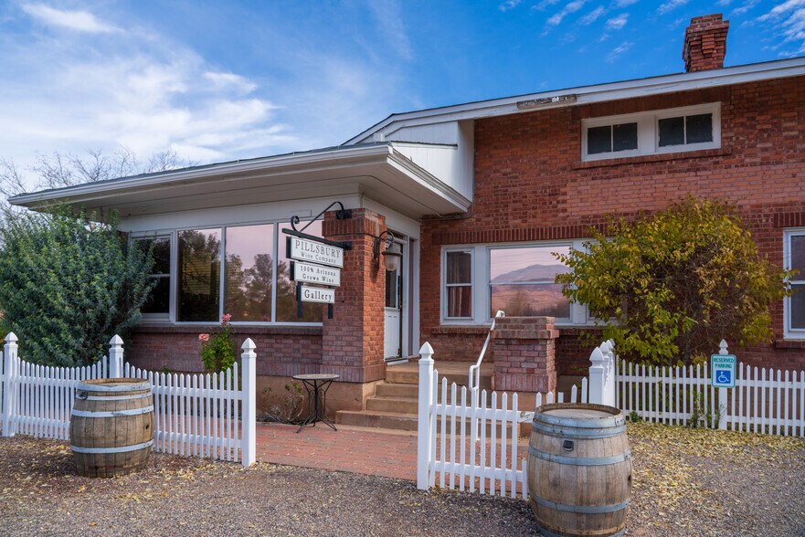 More Photos Of 315 S Willard St, Cottonwood Office Residential For Sale