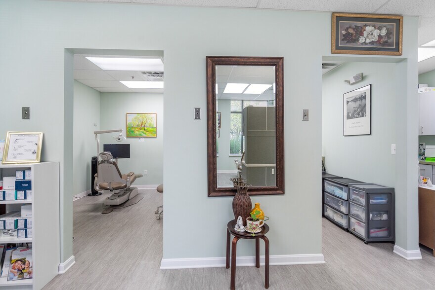 More Photos Of 9114 Philadelphia Rd, Rosedale Medical For Sale