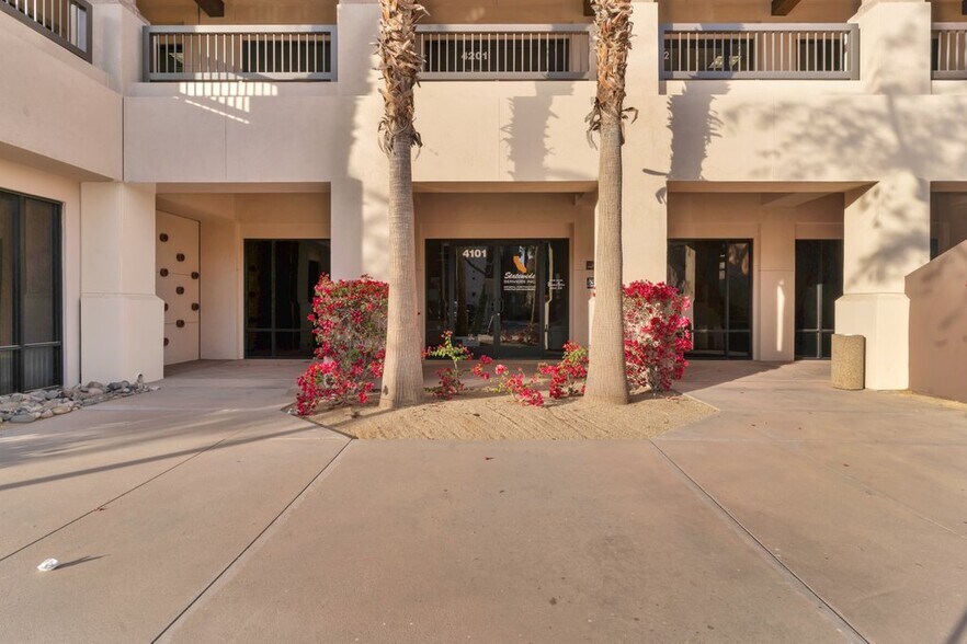 More Photos Of 47-050 Washington Street, La Quinta Medical For Lease