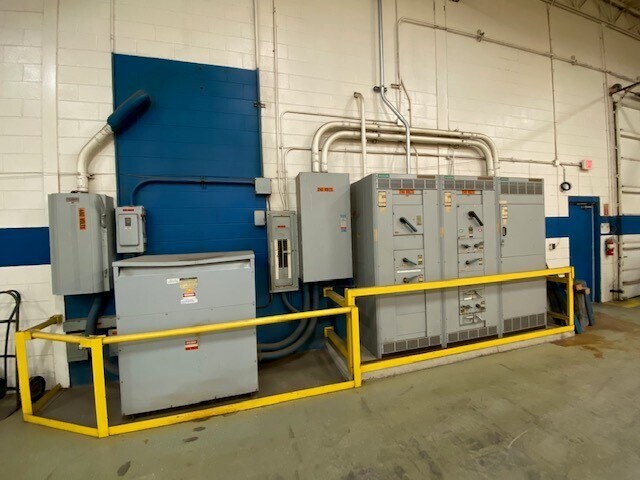 More Photos Of 21338 Carlo Dr, Clinton Township Manufacturing For Lease