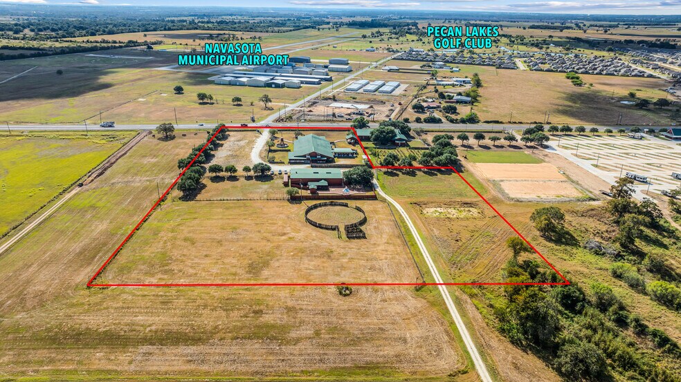 More Photos Of 2692 Highway 105 W, Navasota Specialty For Sale