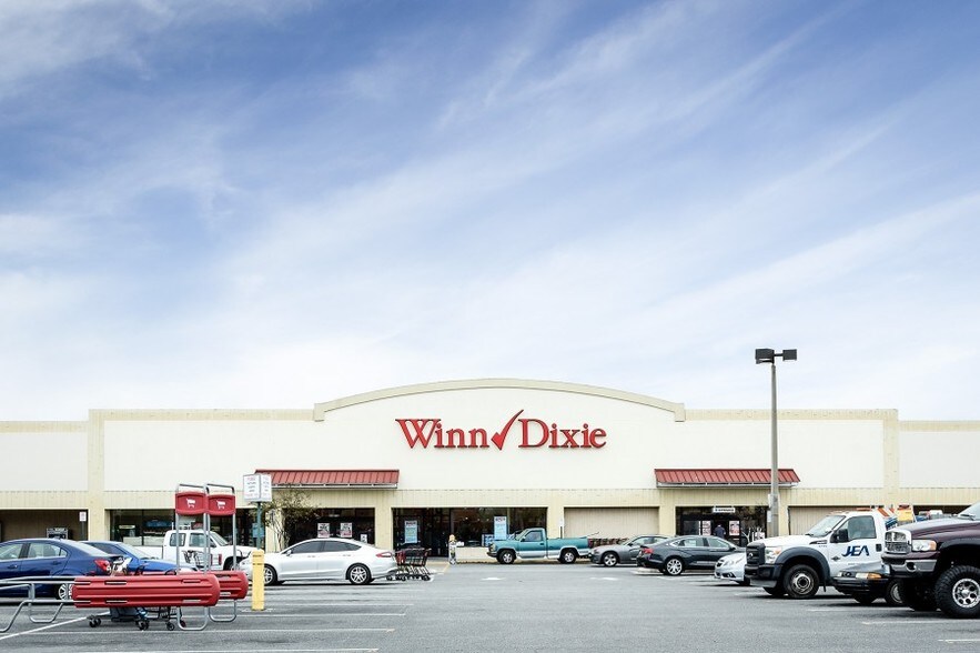 More Photos Of 6060 Fort Caroline Rd, Jacksonville Storefront For Lease