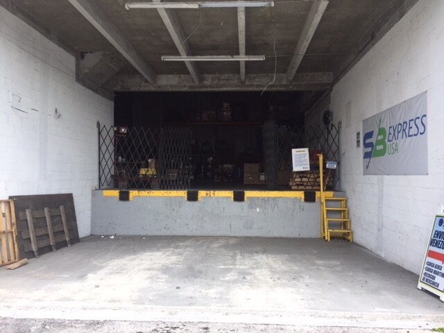 More Photos Of 3750 NW 114th Ave, Miami Warehouse For Lease