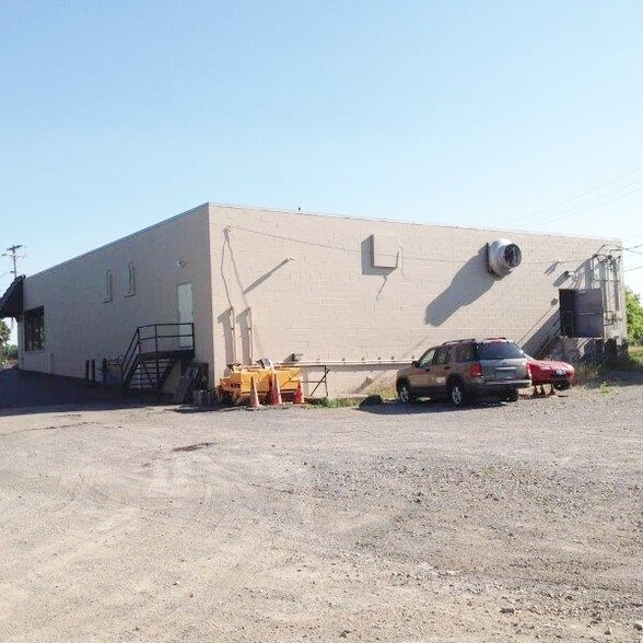 More Photos Of 3193 Chili Ave, Rochester Freestanding For Lease