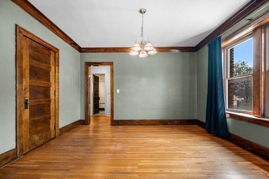 More Photos Of , Minneapolis Multifamily For Sale