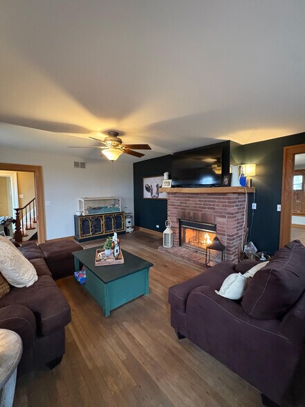 More Photos Of 2013 Beecher Rd, Plano Freestanding For Sale