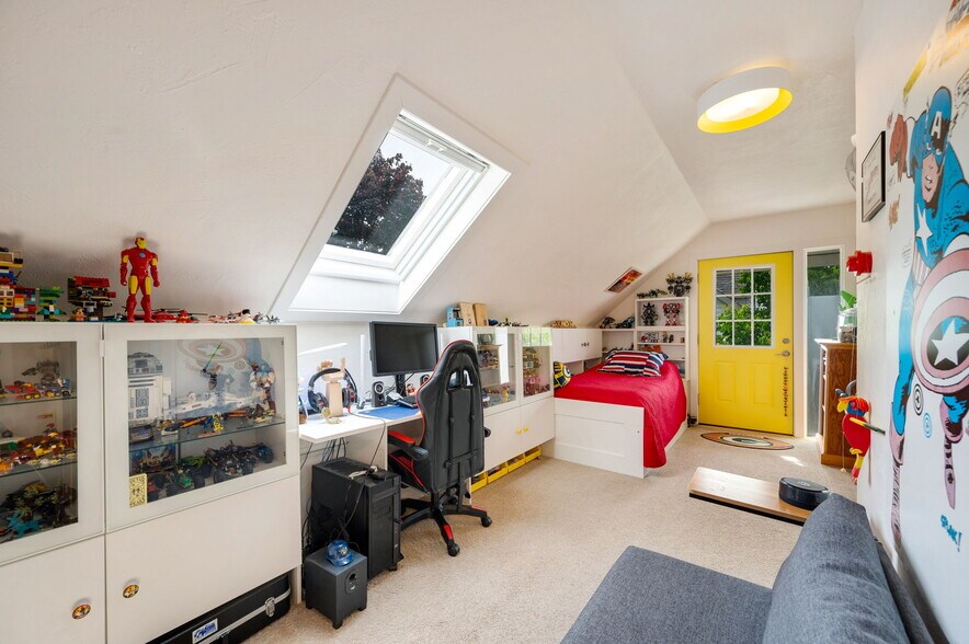 More Photos Of 4113 Main St, Fish Creek Storefront Retail Residential For Sale