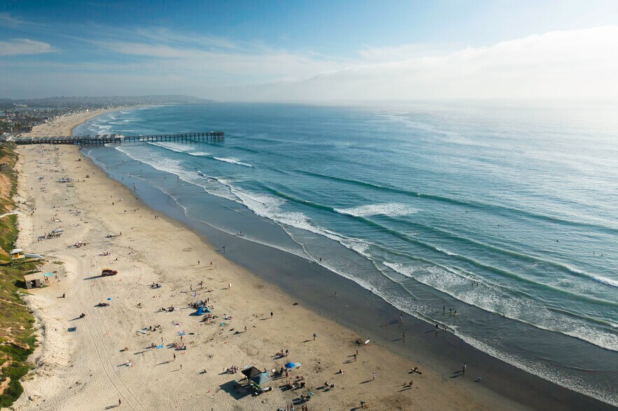 More Photos Of 4933 Ocean Blvd, San Diego Multifamily For Sale