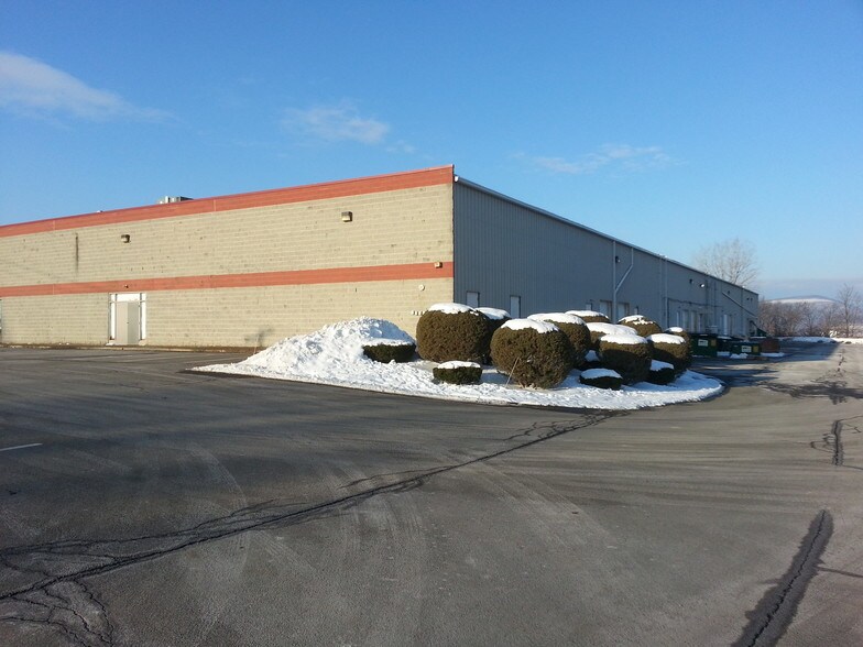 More Photos Of 769-785 Keystone Industrial Park Rd, Dunmore Research And Development For Lease