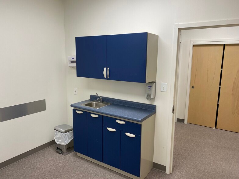 More Photos Of 8 Technology Dr, East Setauket Medical For Sale