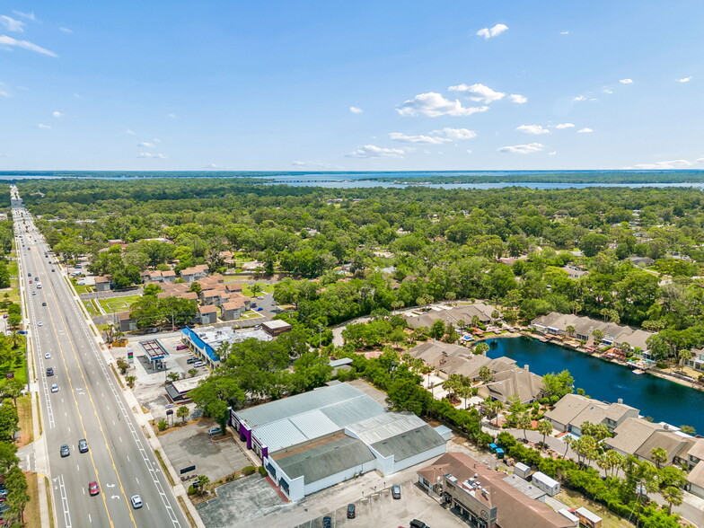 More Photos Of 1956 Kingsley Ave, Orange Park General Retail For Sale