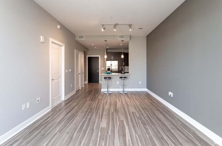 More Photos Of 4800 Auburn Ave, Bethesda Apartments For Lease
