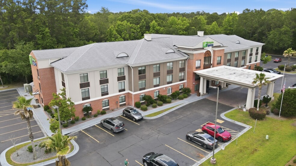 More Photos Of 1388 E Oglethorpe Hwy, Hinesville Hotel For Sale