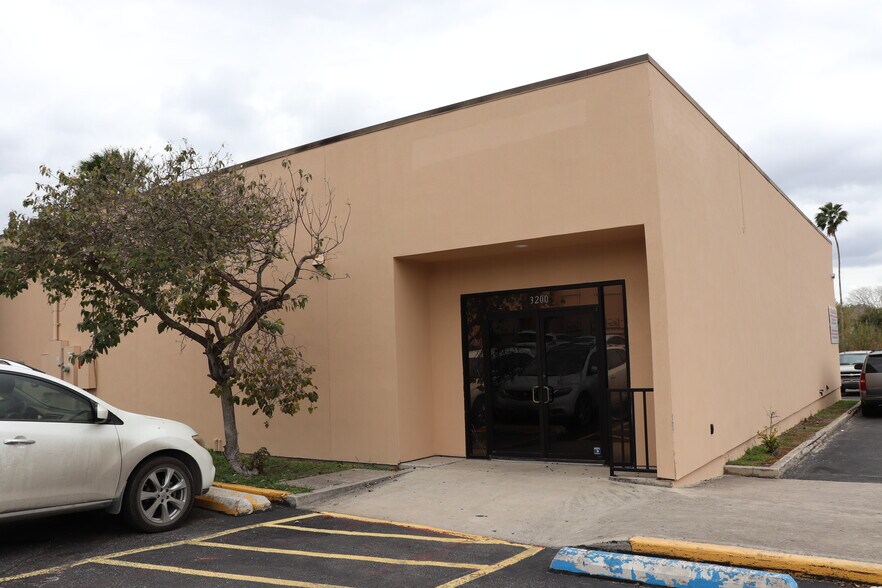 More Photos Of 864 Central Blvd, Brownsville Medical For Sale