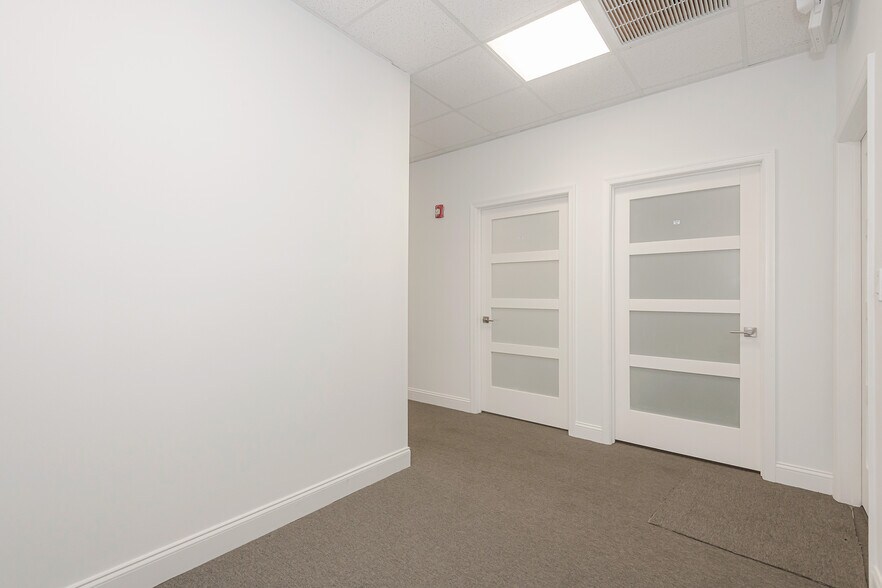 More Photos Of 7301 Wiles Rd, Coral Springs Medical For Sale