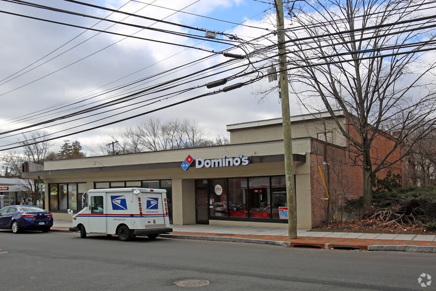 More Photos Of 946 Hope St, Stamford Freestanding For Lease