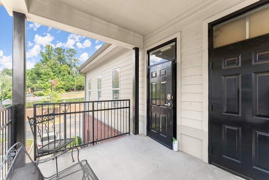More Photos Of 950 Scales Rd, Suwanee Medical For Lease