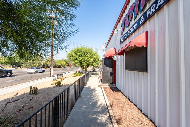 More Photos Of 491 Menlo Ave, Hemet Warehouse For Sale