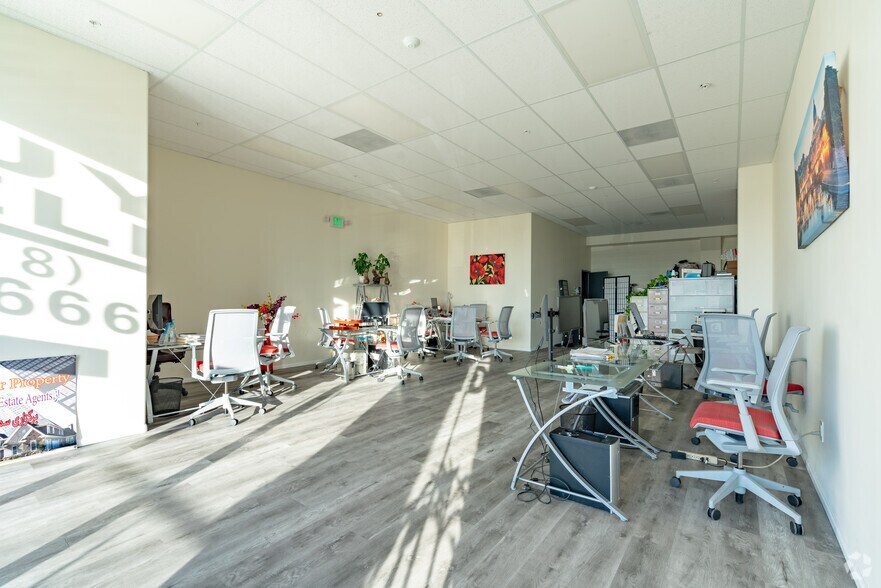 More Photos Of 7600-7614 Balboa Blvd, Van Nuys Storefront Retail Office For Sale