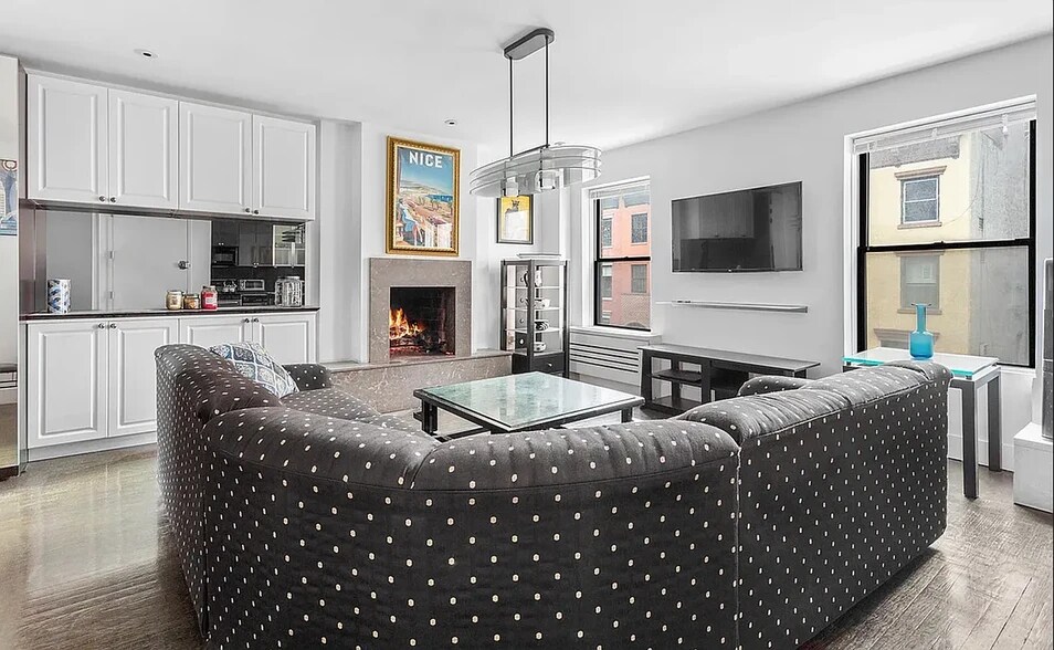 More Photos Of 250 E 32nd St, New York Office Residential For Sale