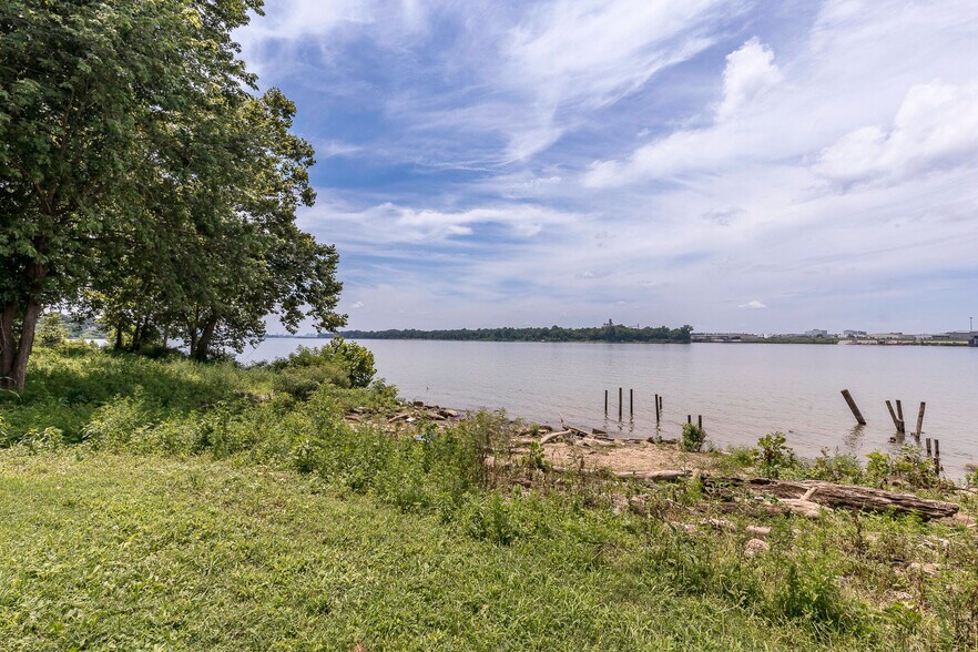 More Photos Of 5209 River Rd, Louisville Land For Sale